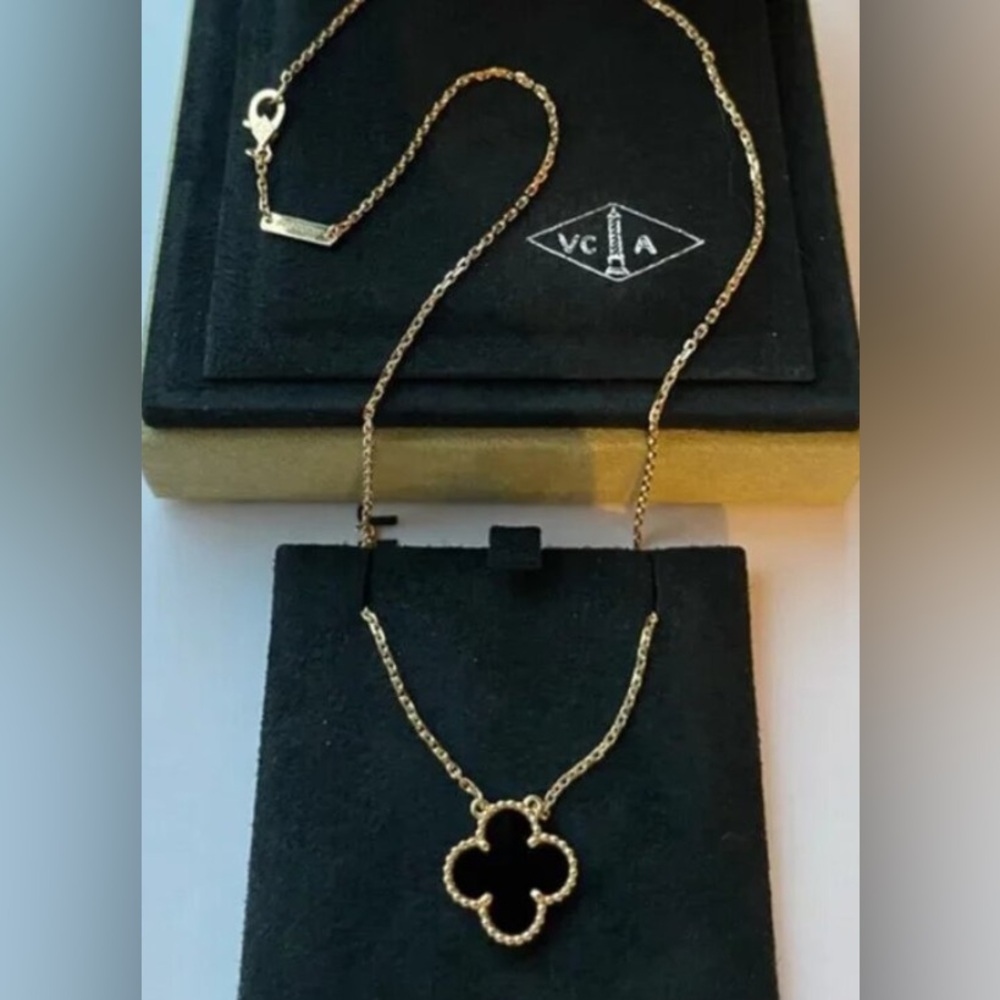 Van Cleef & Arpels Necklace - Picture 2 of 3